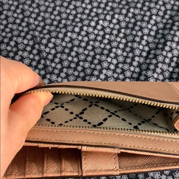 Kate spade rose gold wallet - Picture 6 of 6